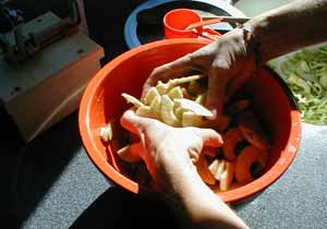 APPLES MIXED BY HAND