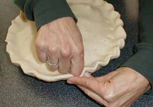 FLUTING PIE CRUST